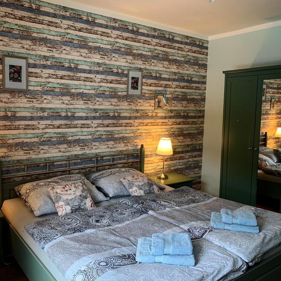 Apartman Яхимов Экстерьер фото
